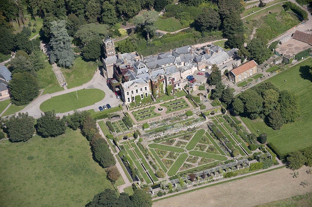 HESTERCOMBE GARDENS