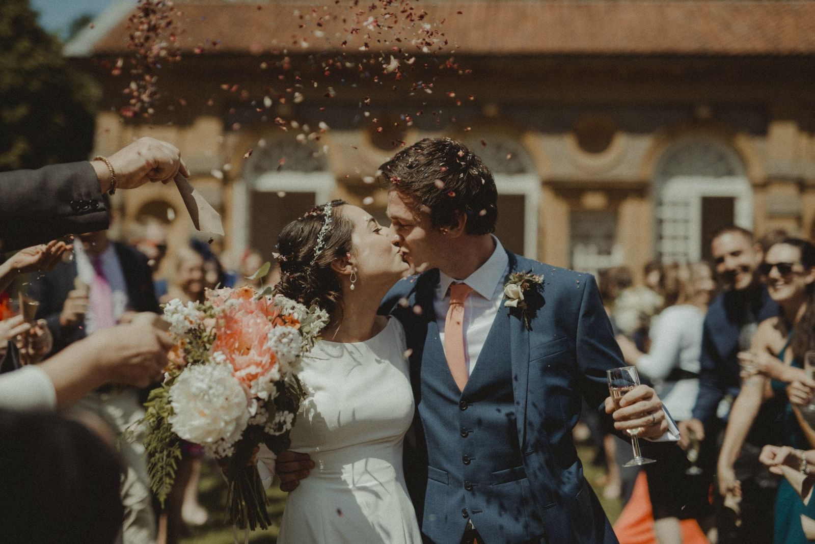 Tips on how to host your stately home wedding