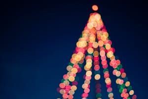 Lights-Christmas-Tree_tim-mossholder-168610-unsplash
