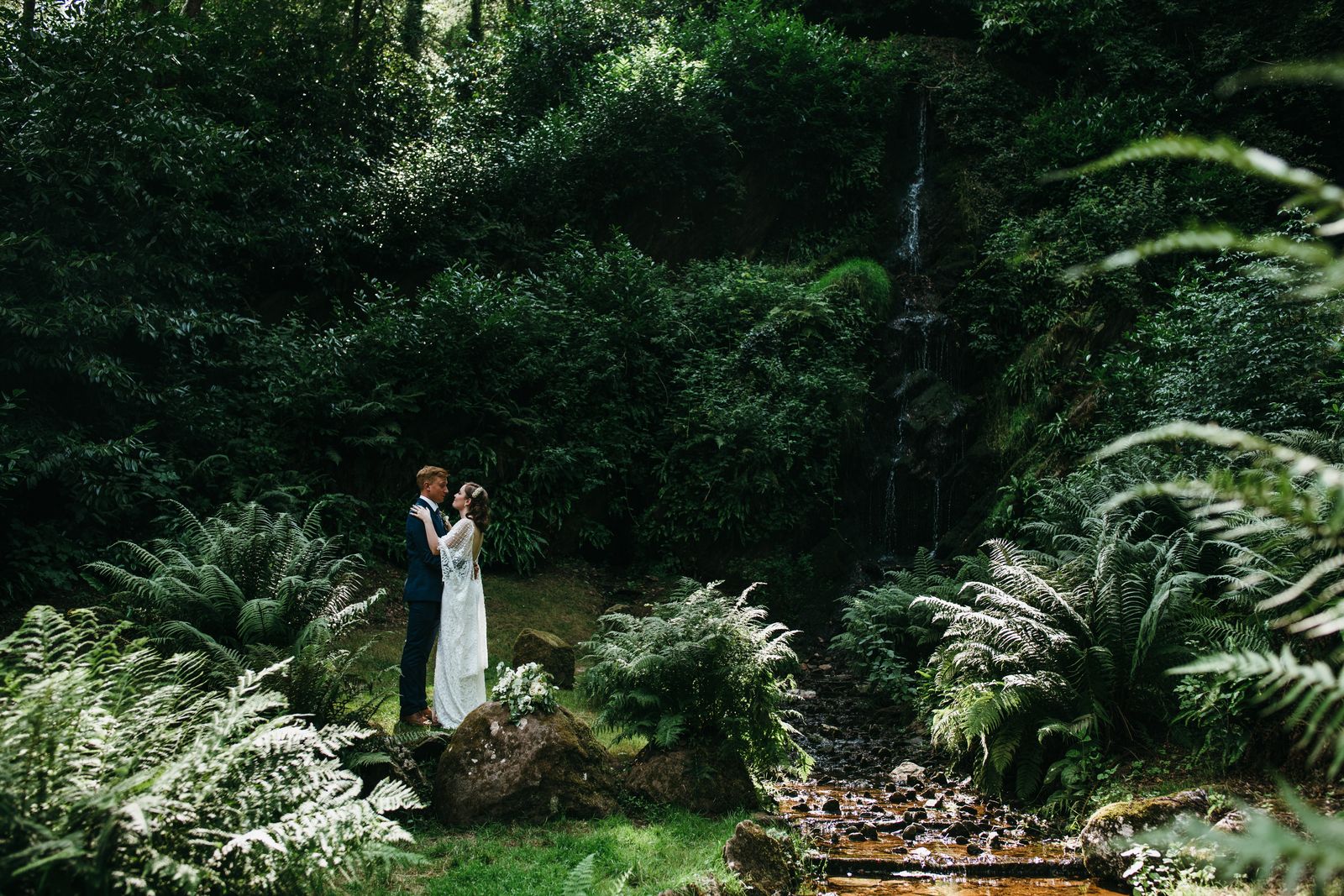 Boho wedding in landscaped gardens