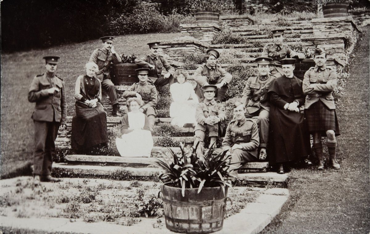 Fig. 8 Chaplain, Rev. J. Wilson Steele with soldiers on Daisy Steps c.1914 - Hestercombe Acrhives